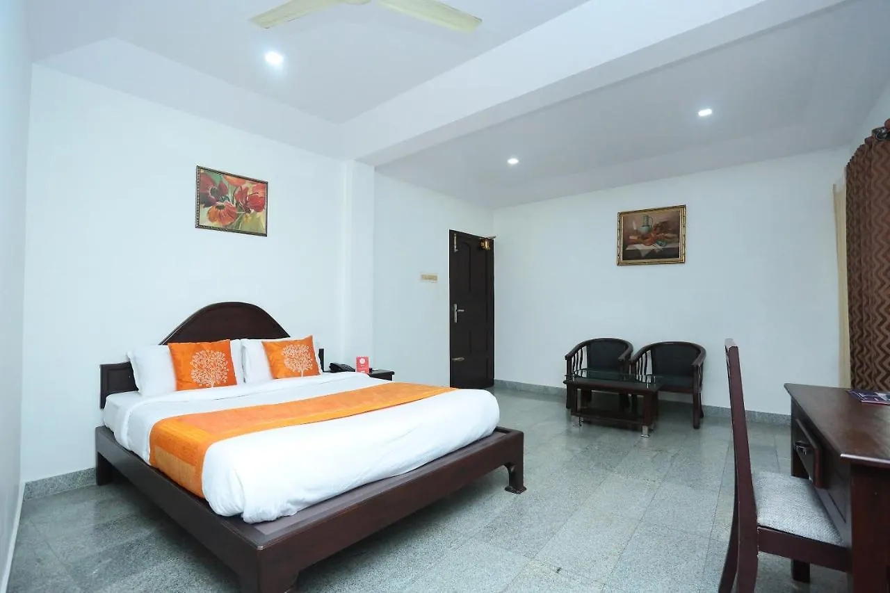 Oyo 9902 Nedumparambil Residency Kochi Hotel