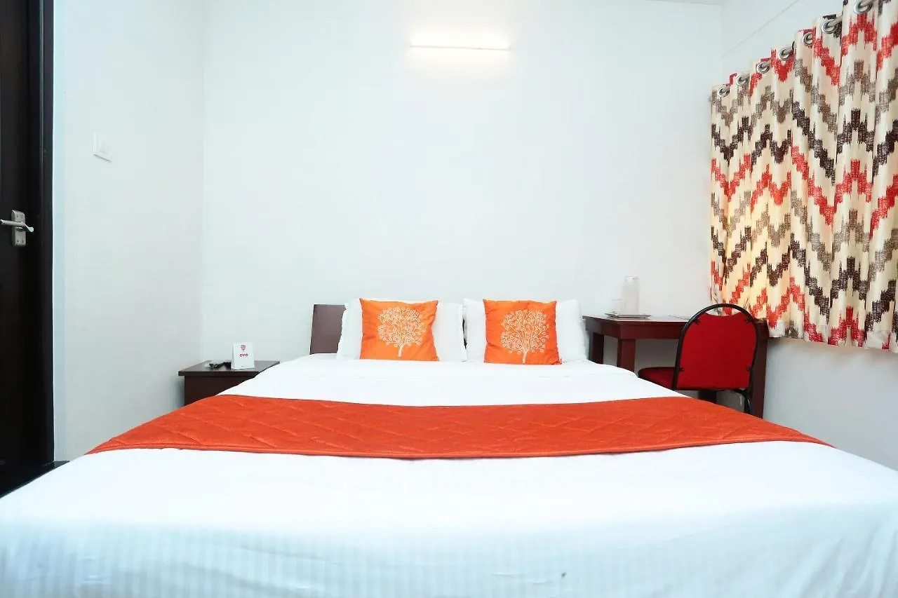 Oyo 9902 Nedumparambil Residency Kochi 3*,