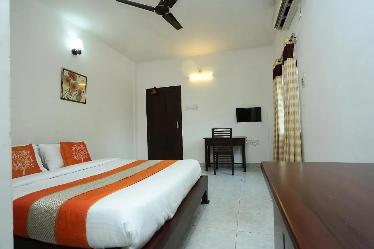 Oyo 9902 Nedumparambil Residency Kochi 3*,